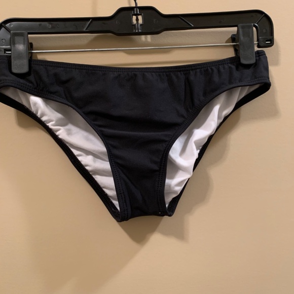 BIKINI BOTTOM - NEW WITHOUT TAGS - BLACK - SIZE S/XS - Picture 3 of 9